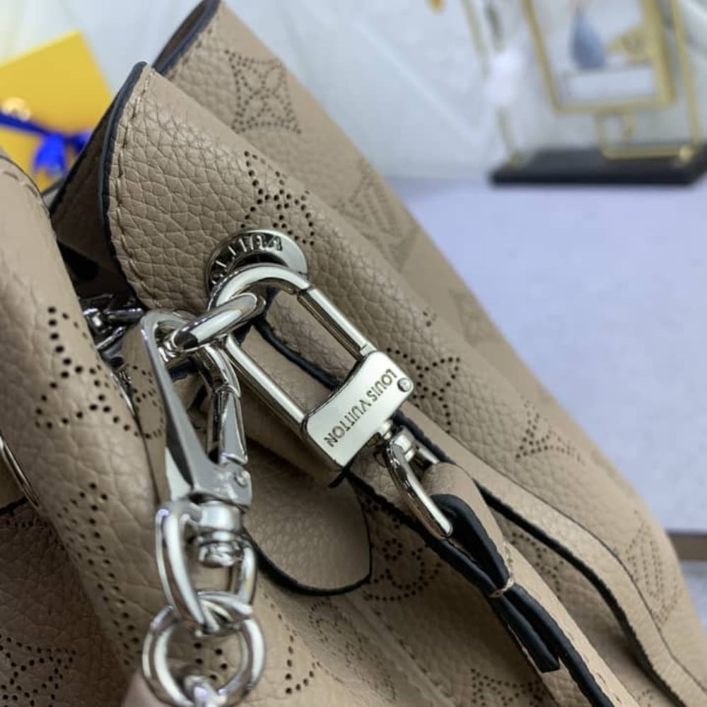 Louis Vuitton Bella Tote Mahina Galet 32Cm M59201
