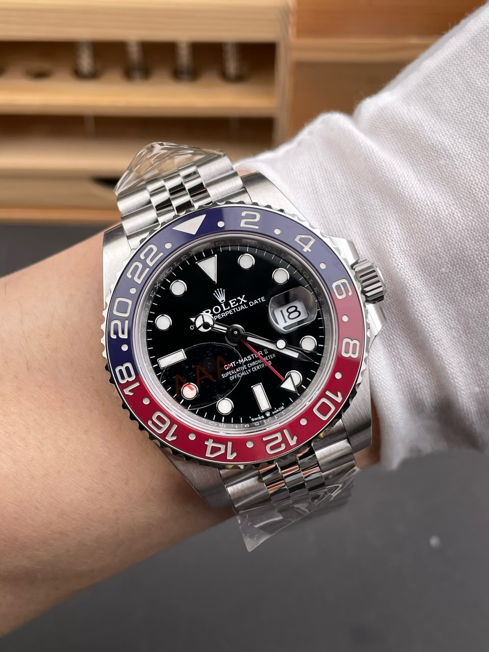 Rolex GMT-Master II 40mm 126710BLRO “Pepsi” Jubilee