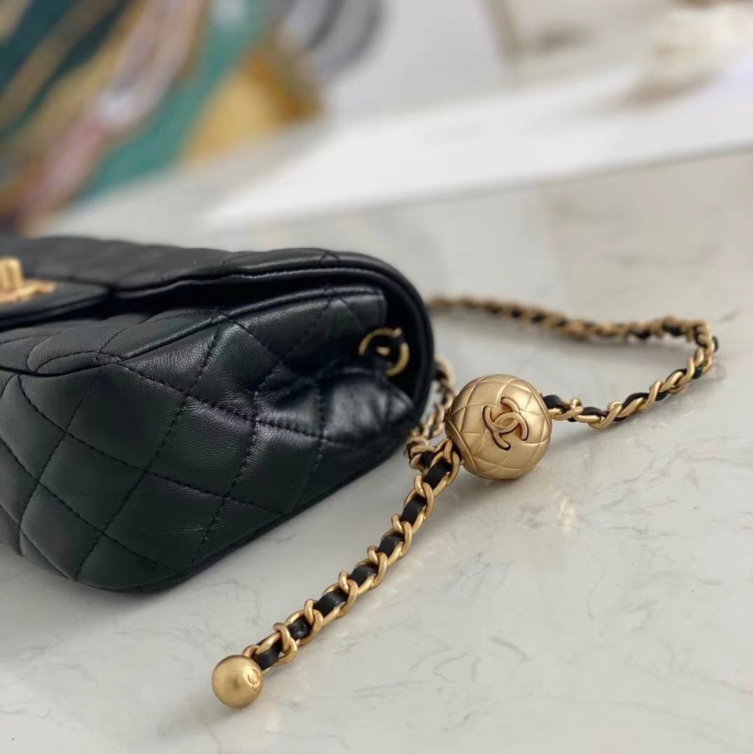 Chanel Shoulder Bag Black 20Cm/7.9in Ap1787