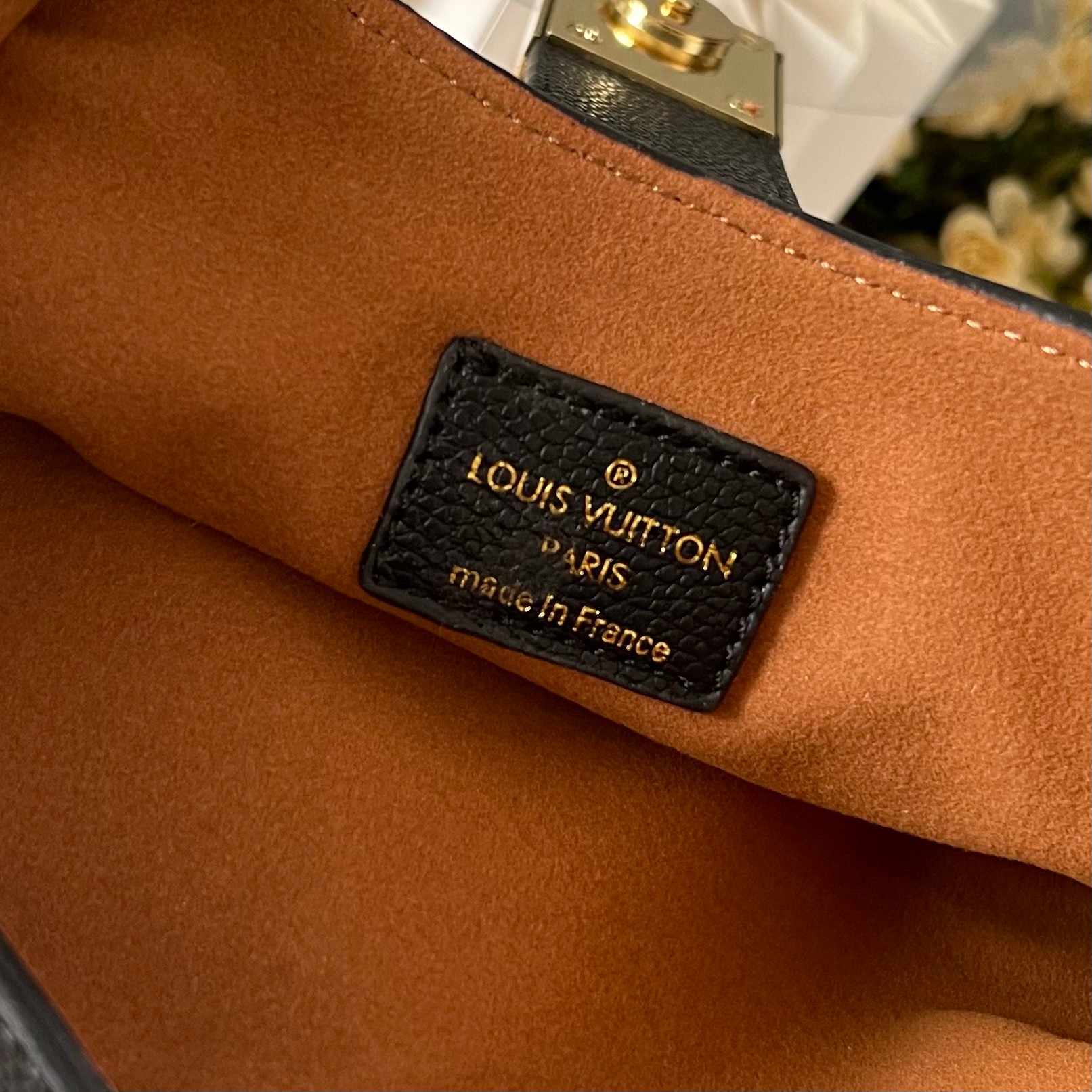 Louis Vuitton Low Key Shoulder Bag Black 25Cm M24611