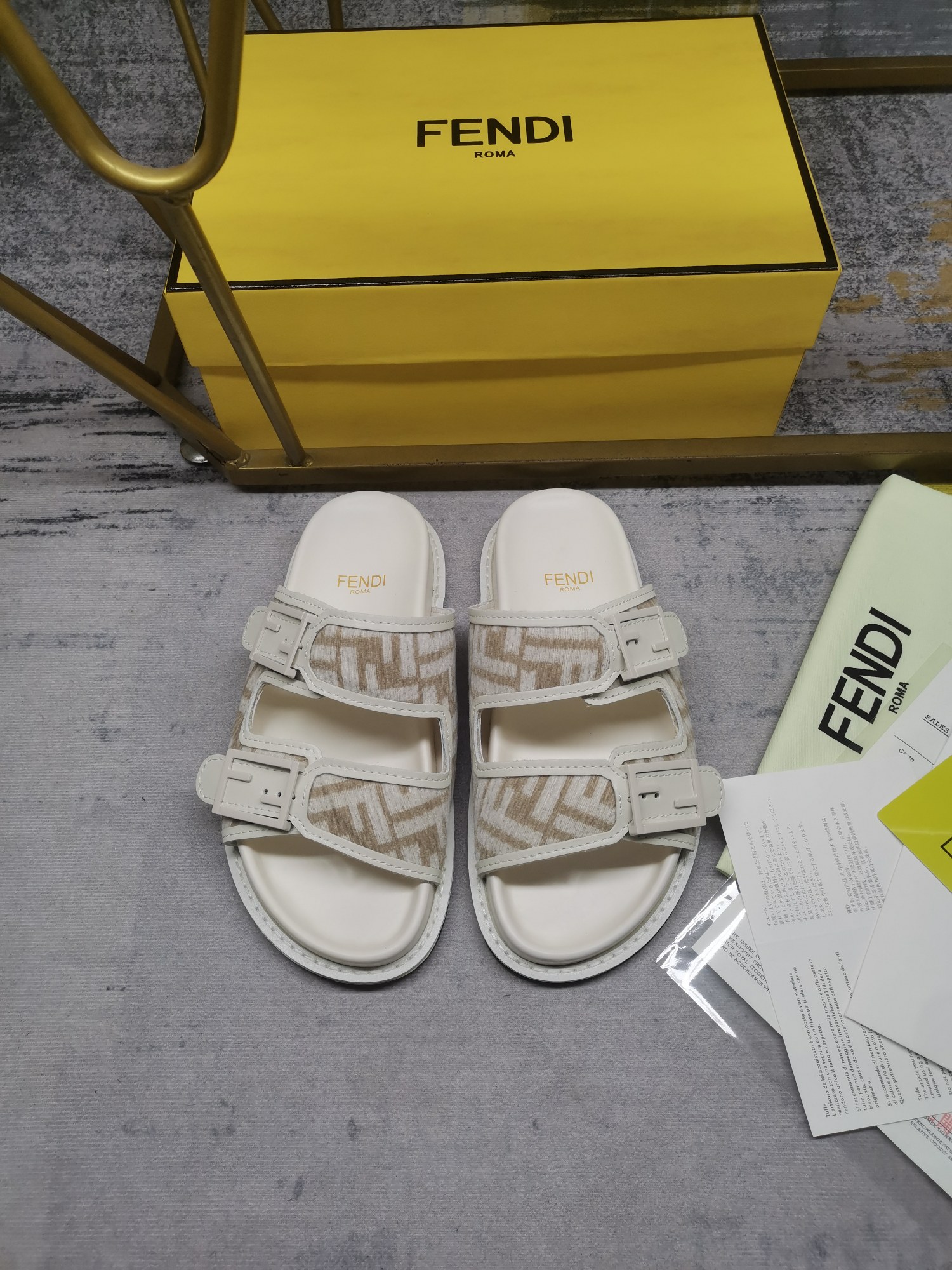 Fendi Feel Dove Grey Ff Chenille Slides White