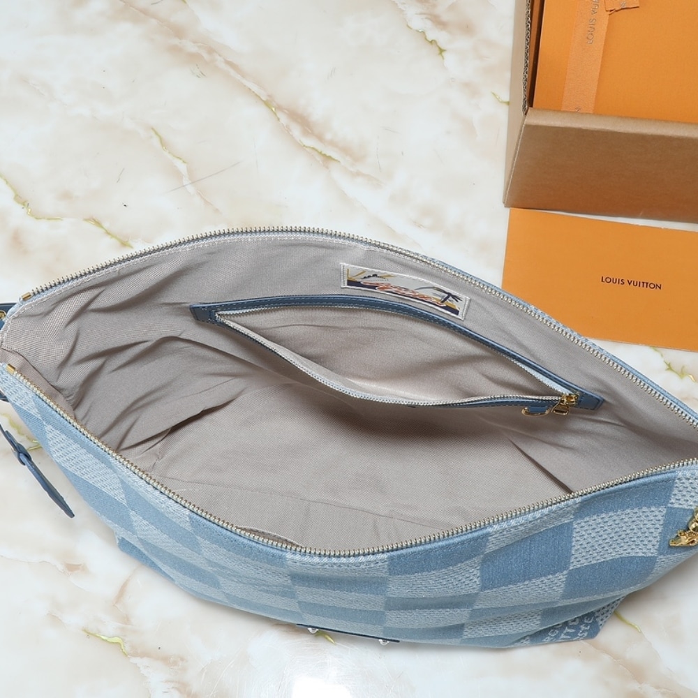 Louis Vuitton Vagabond Hobo Damier Denim Blue 48Cm N00202
