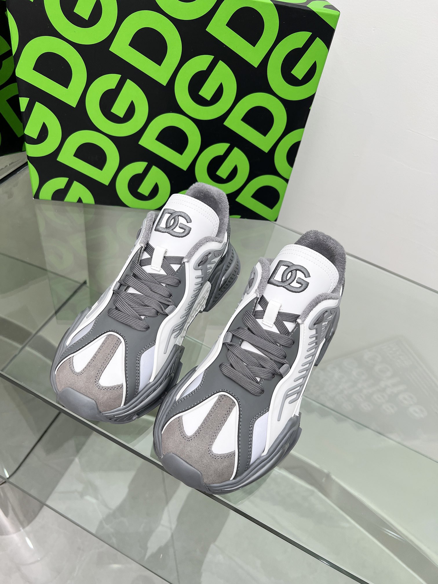 DOLCE & GABBANA MIXED-MATERIAL AIRMASTER SNEAKERS