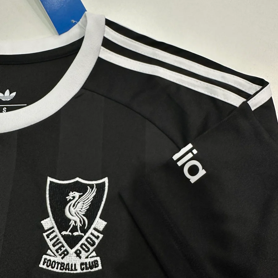 Liverpool Third Goalkeeper Jersey 2025/26