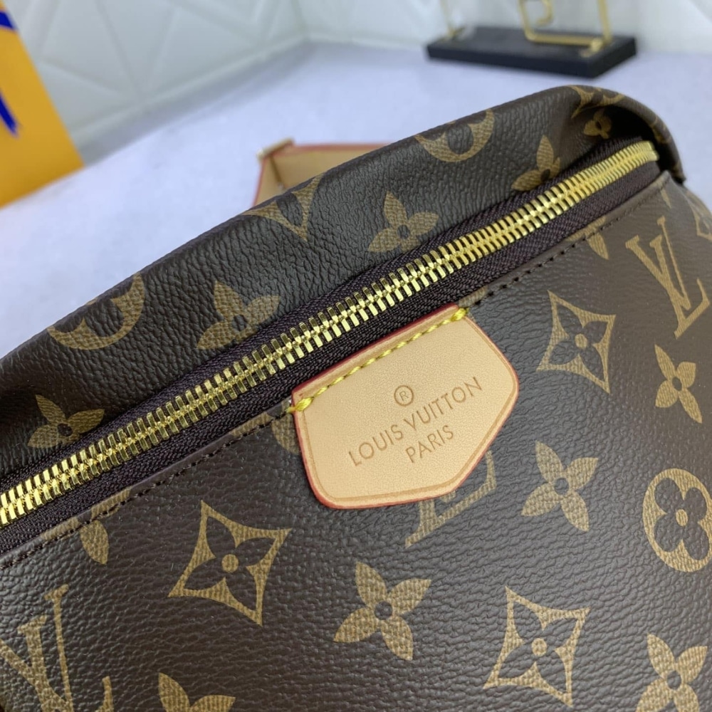 Louis Vuitton Bumbag Monogram Canvas Brown 37cm M43644