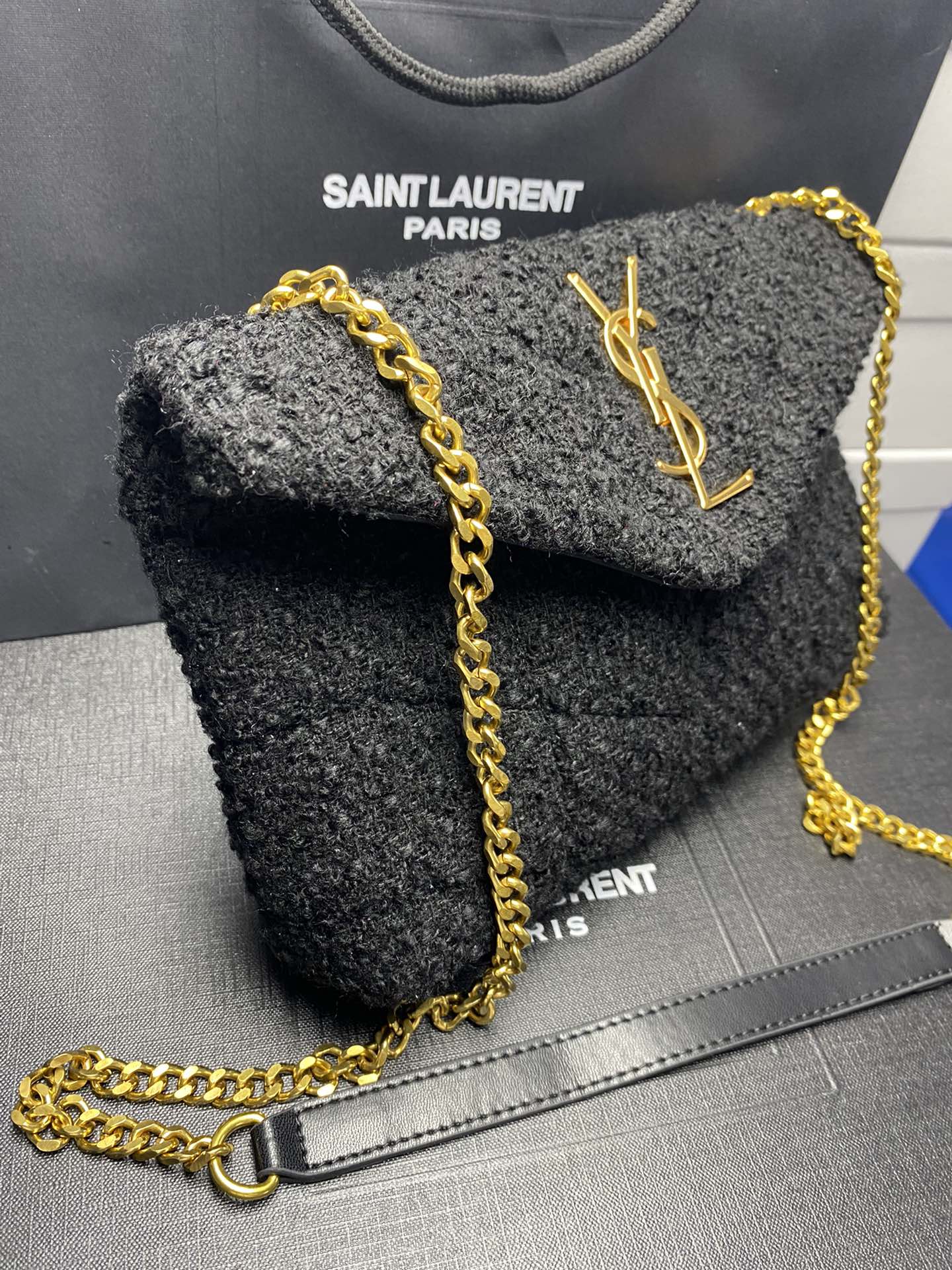 Saint Laurent Small Loulou Boucle Bag Black 23Cm