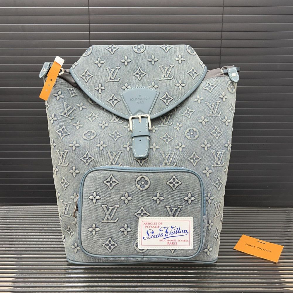 Louis Vuitton Montsouris Rucksack Monogram Wash Blue 32Cm
