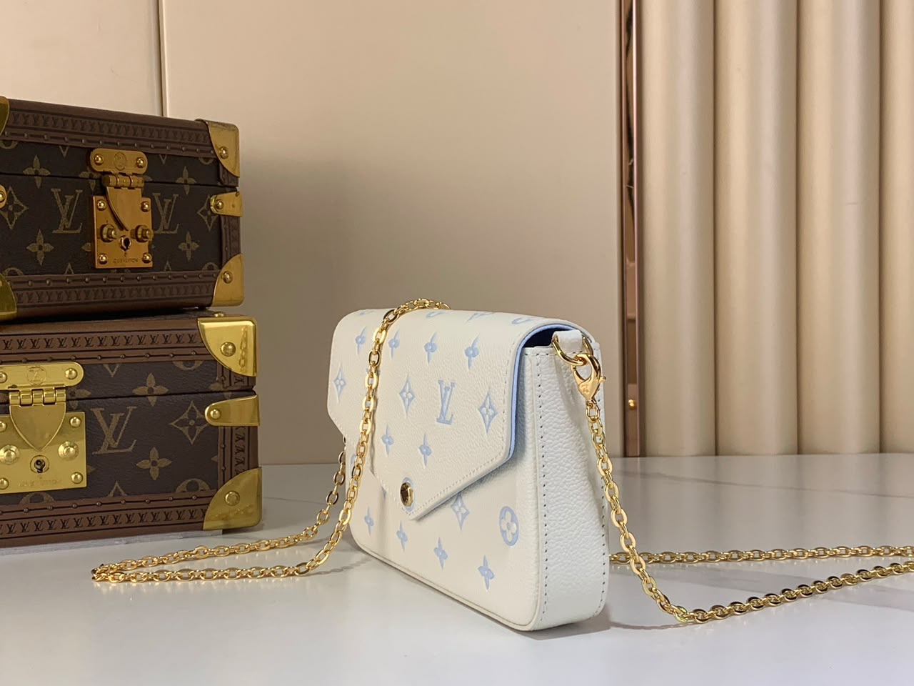 Louis Vuitton Pochette Félicie Bag 21cm M28127