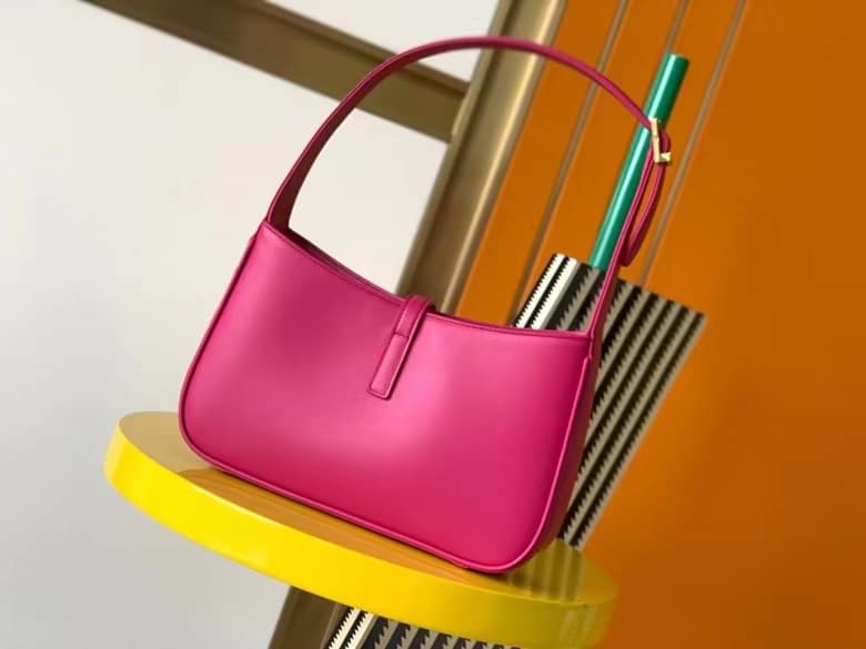 Saint Laurent Le 5 À 7 Hobo Bag In Smooth Leather Pink 25Cm