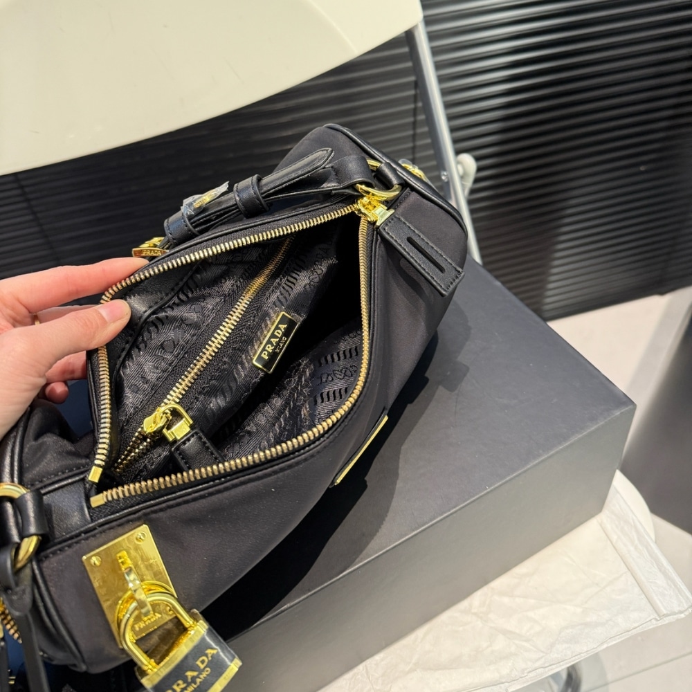 Prada Re Nylon Pouch Black 28cm 1ne058 2c05 F0002