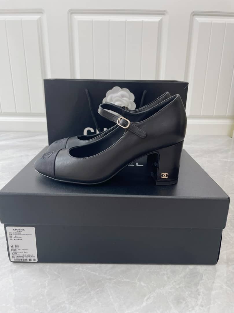 Chanel Mary Janes Black G45118 B14015 94305