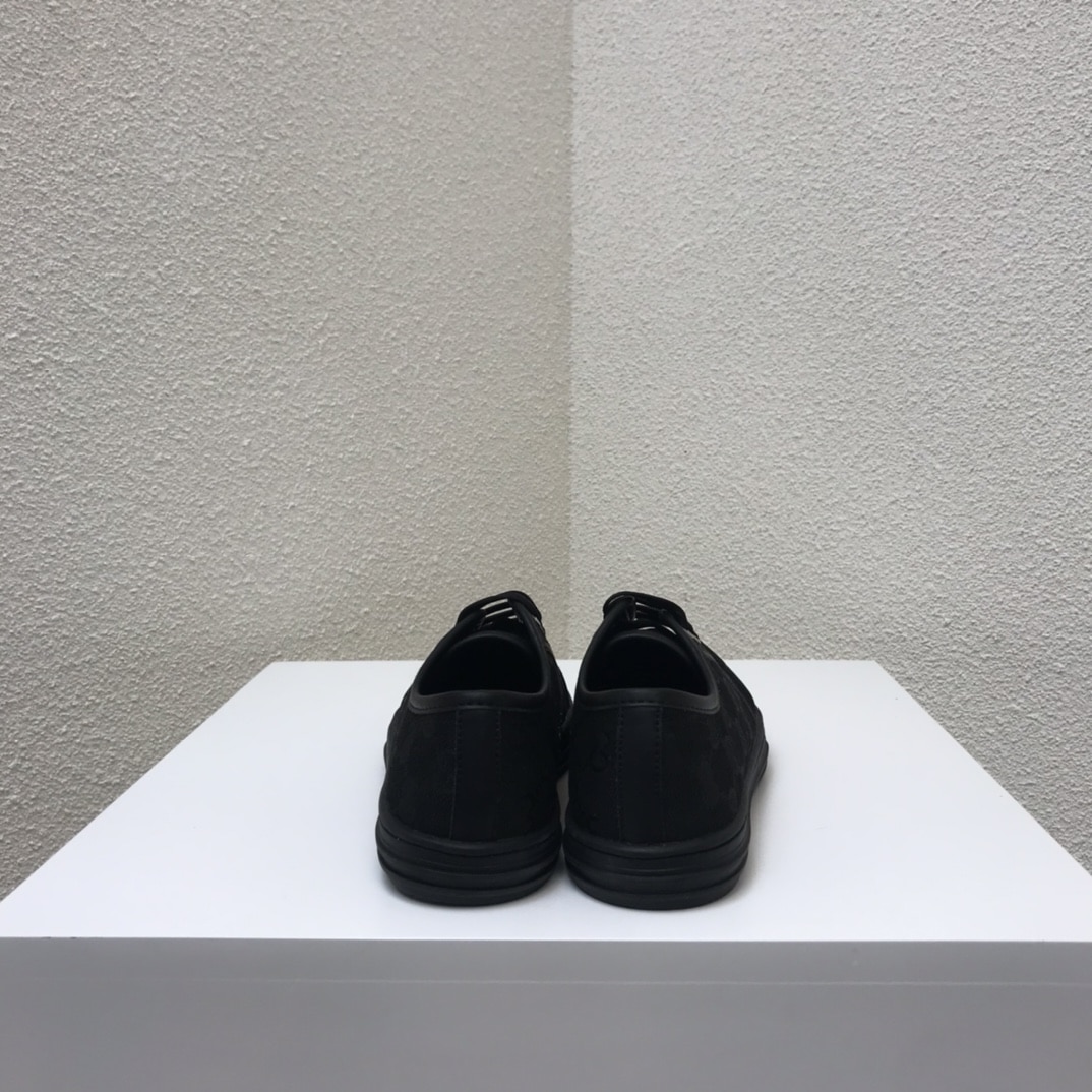 Gucci Women’S Leather Top Sneaker Black