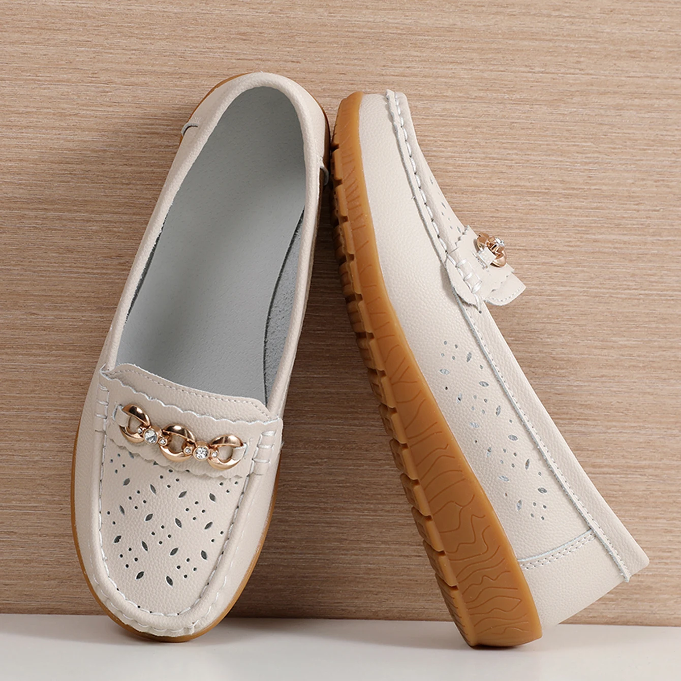 Fashion Comforty Women Shoes Lightweight Soft Leather Casual Wedges Pumps Nurse Slip On Loafers Summer Breathable Mom Shoes