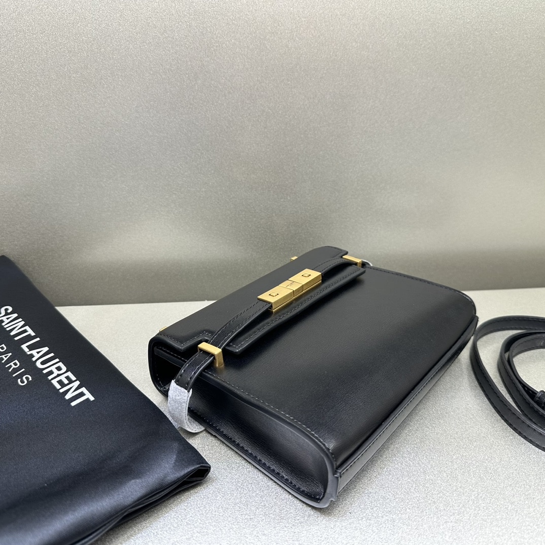 Saint Laurent Manhattan Small Shoulder Bag In Box Saint Laurent Leather Black 19Cm