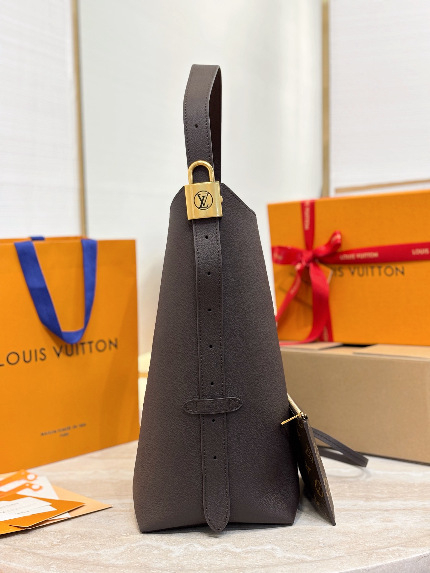 Louis Vuitton Low Key Hobo MM 35cm/ 13.8in