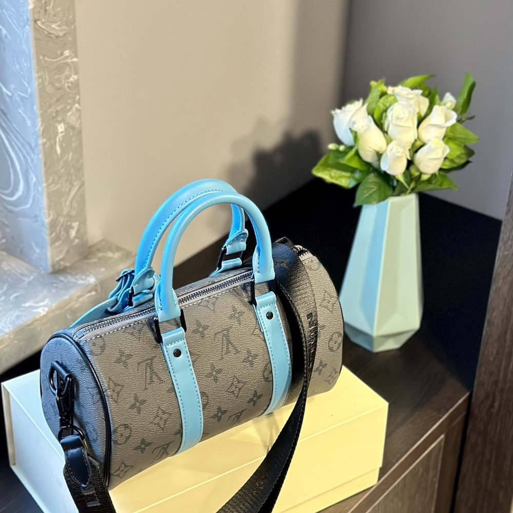 Louis Vuitton Keepall Bandoulière 25 Monogram Eclipse Reverse Coated Canvas Turquoise 25cm M11645