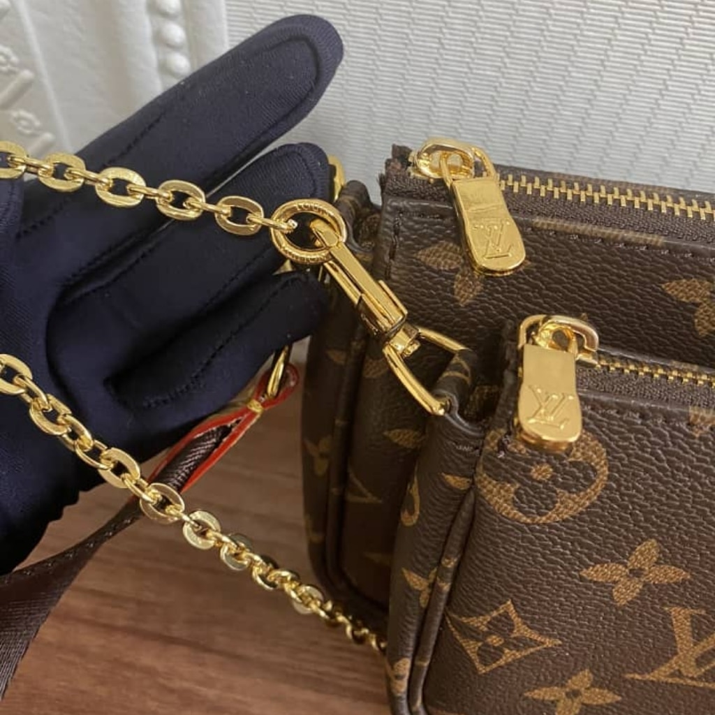 Louis Vuitton Multi Pochette Accessoires Monogram Canvas Brown 24Cm