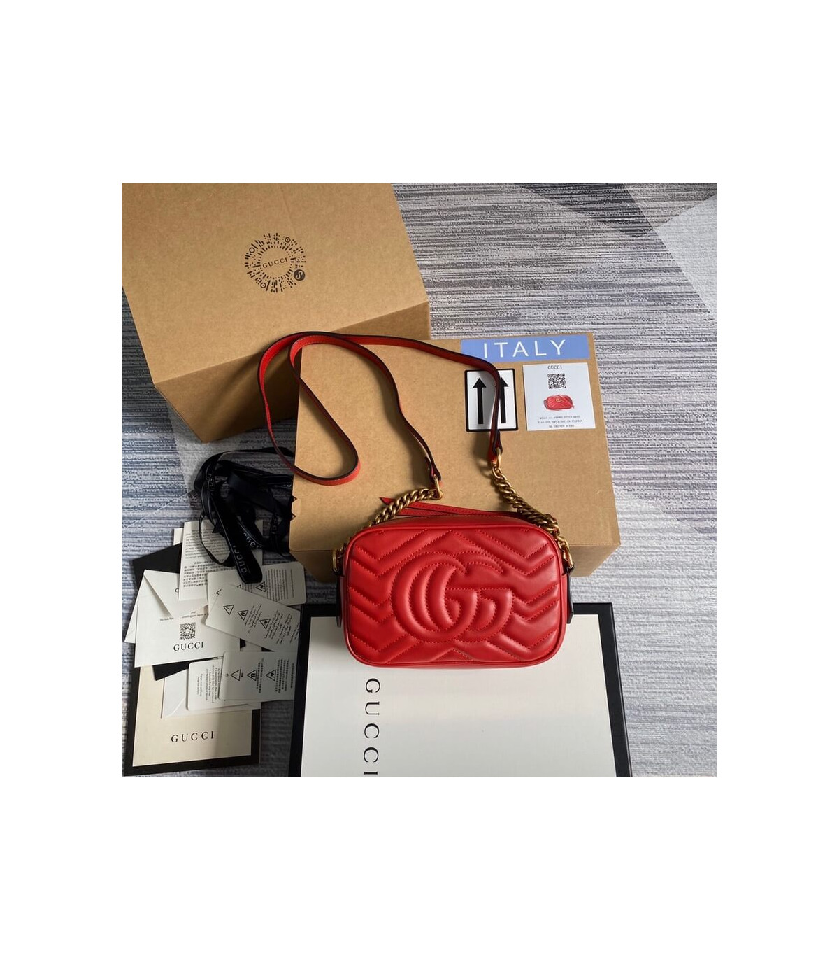 Gucci GG Marmont Matelasse Mini Bag Red