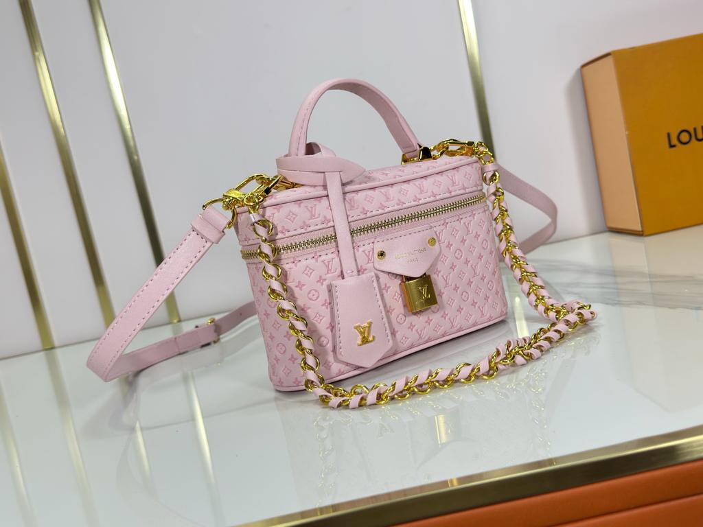 Louis Vuitton Vanity Chain Pouch Light Bliss Cream 19cm M29344