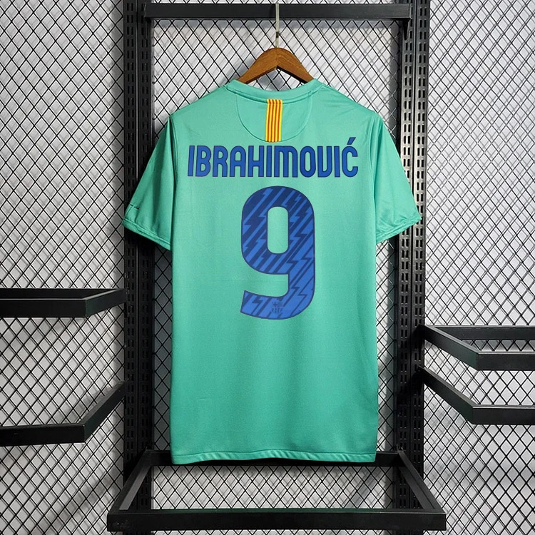 Retro 2010-11 Barcelona Away MESSI PIQUE IBRAHIMOUIC XAVI A.INISTA PUYOL HENRY Football jersey retro