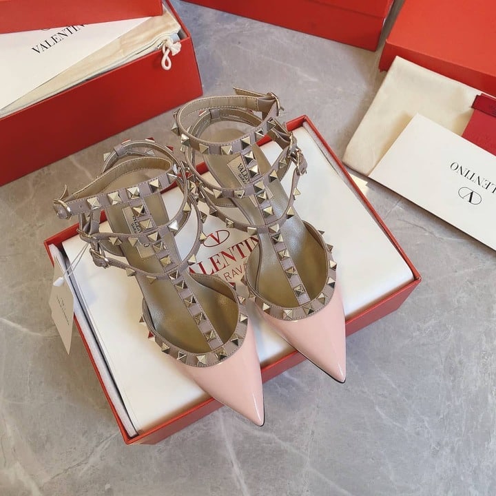 Valentino Garavani Patent Rockstud Caged Pump Pink