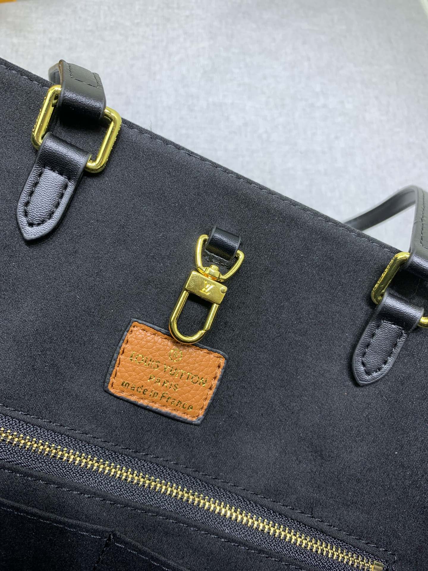 Louis Vuitton LV Crafty Onthego Gm Black 41Cm