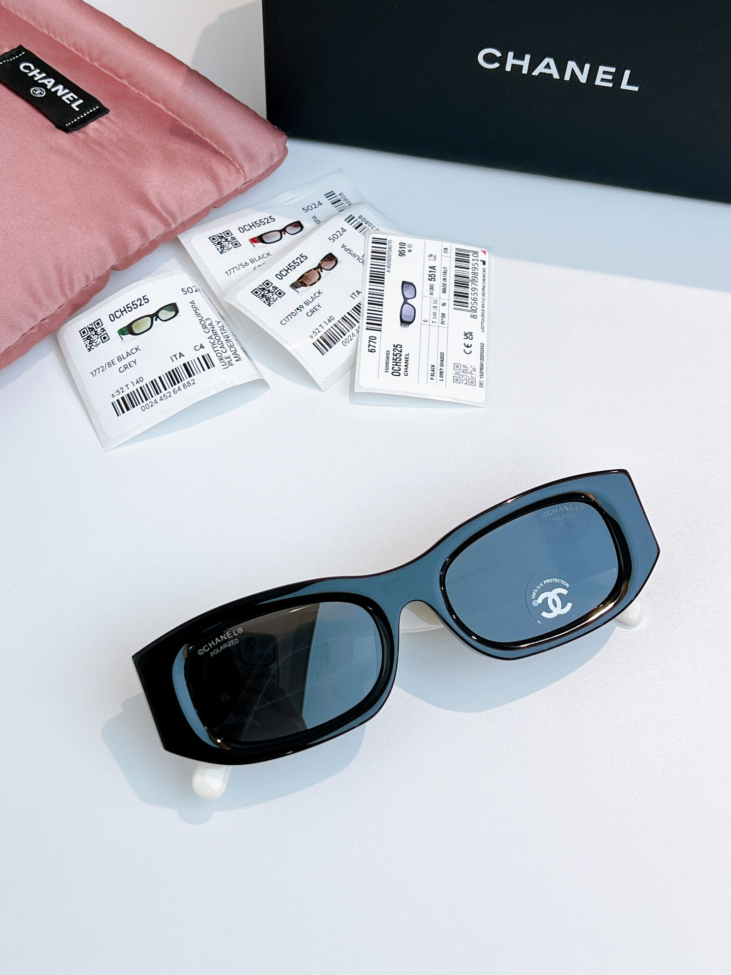 CHANEL Sunglasses