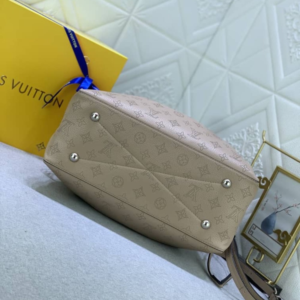 Louis Vuitton Bella Tote Mahina Galet 32Cm M59201