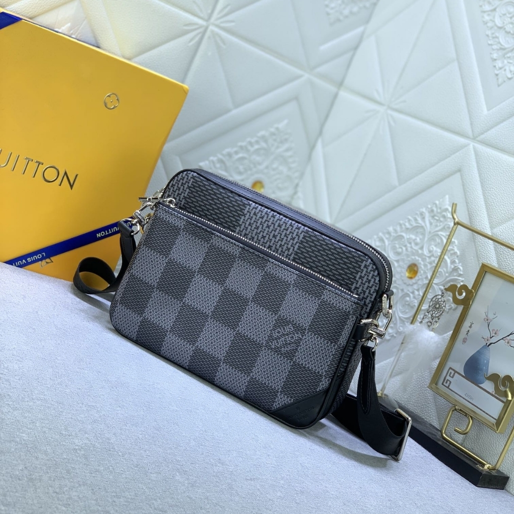 Louis Vuitton Trio Messenger Bag Damier Canvas Black 25Cm N50017