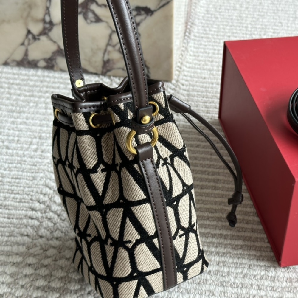 Valentino Mini VLogo Signature Bucket Bag In Toile Iconographe Brown 22Cm 5W2P0Z44Vri 6Zn