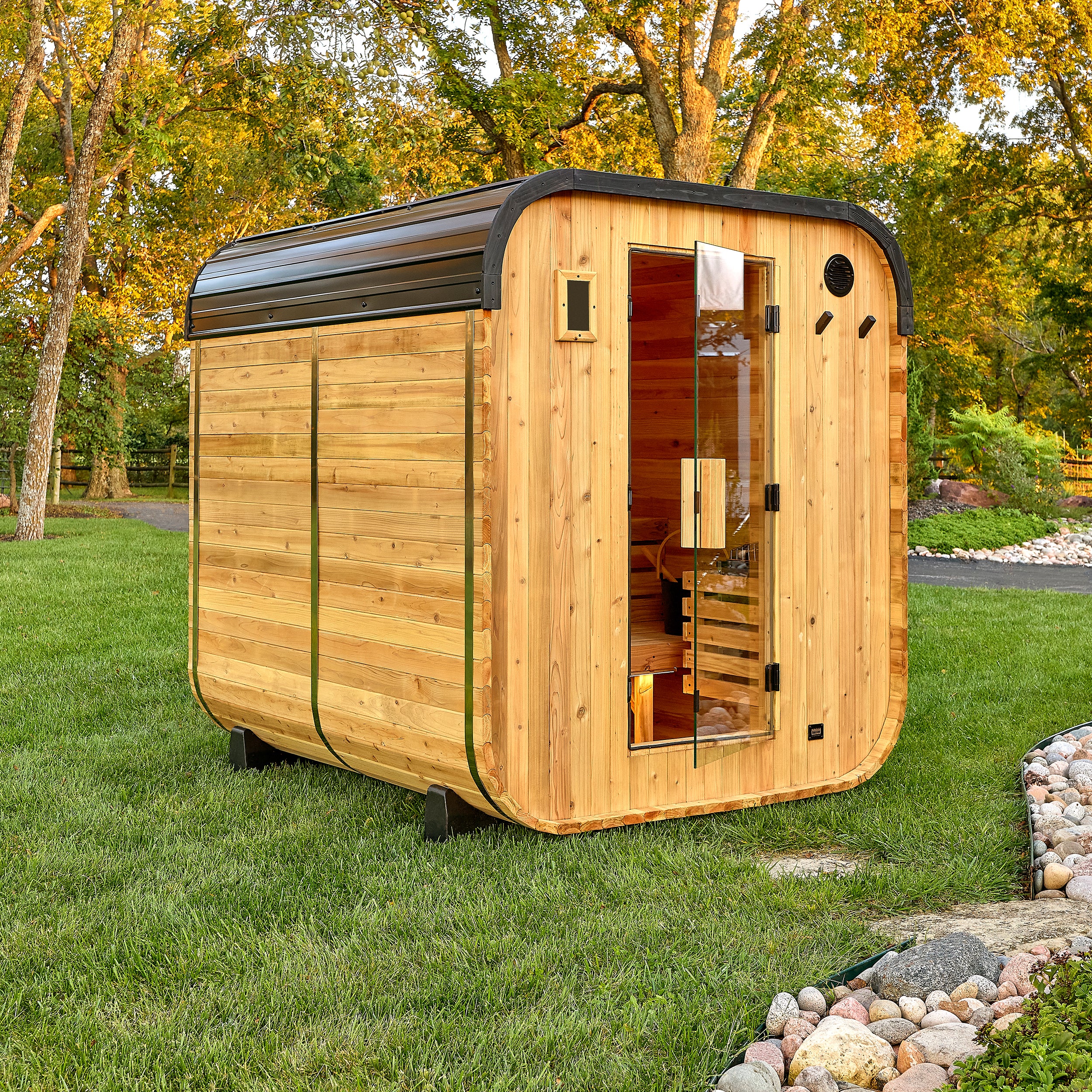 Lennon Outdoor Cube Sauna �?4-6 Person