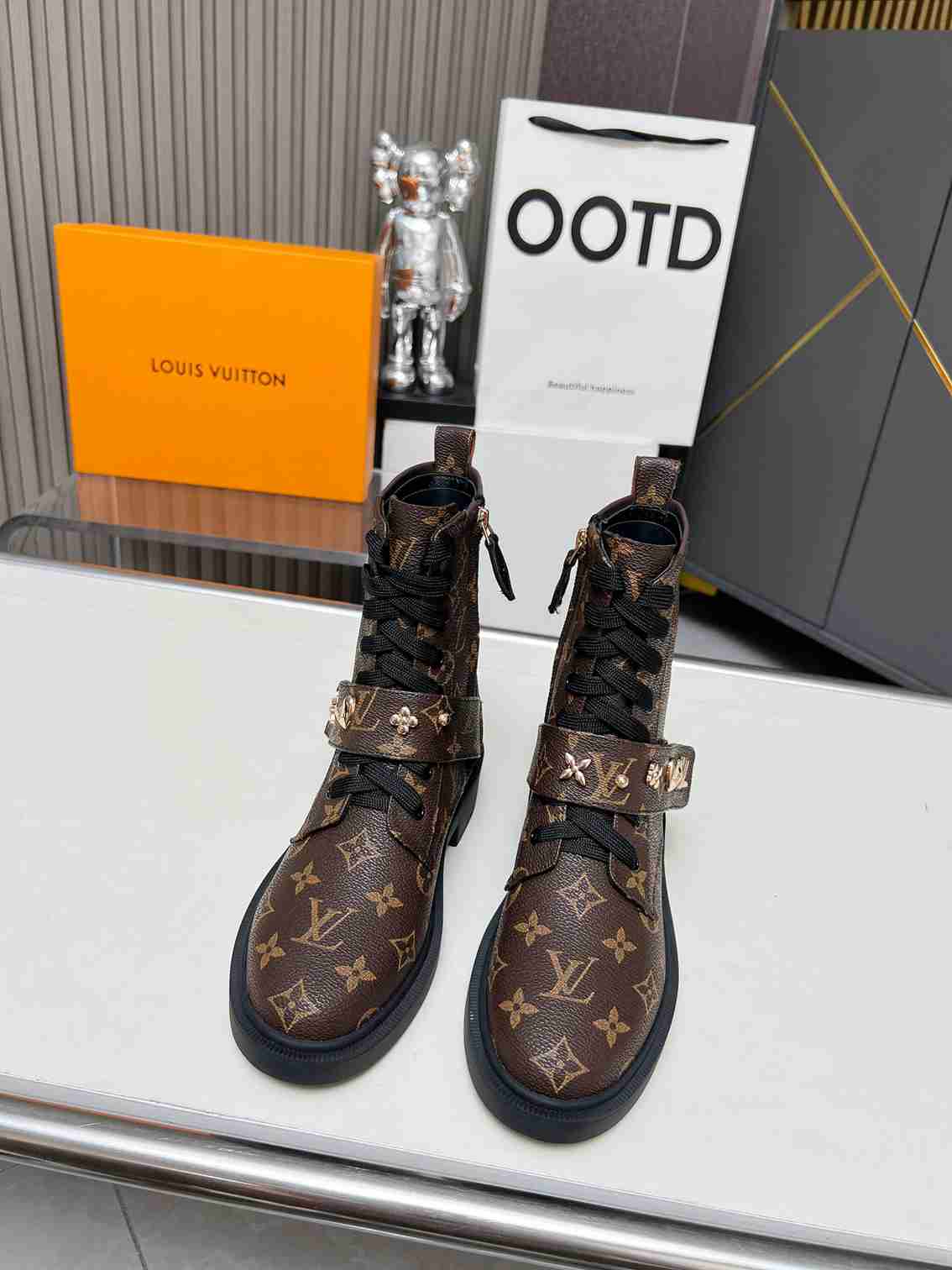 Louis Vuitton Citizen Boots Monogram Brown