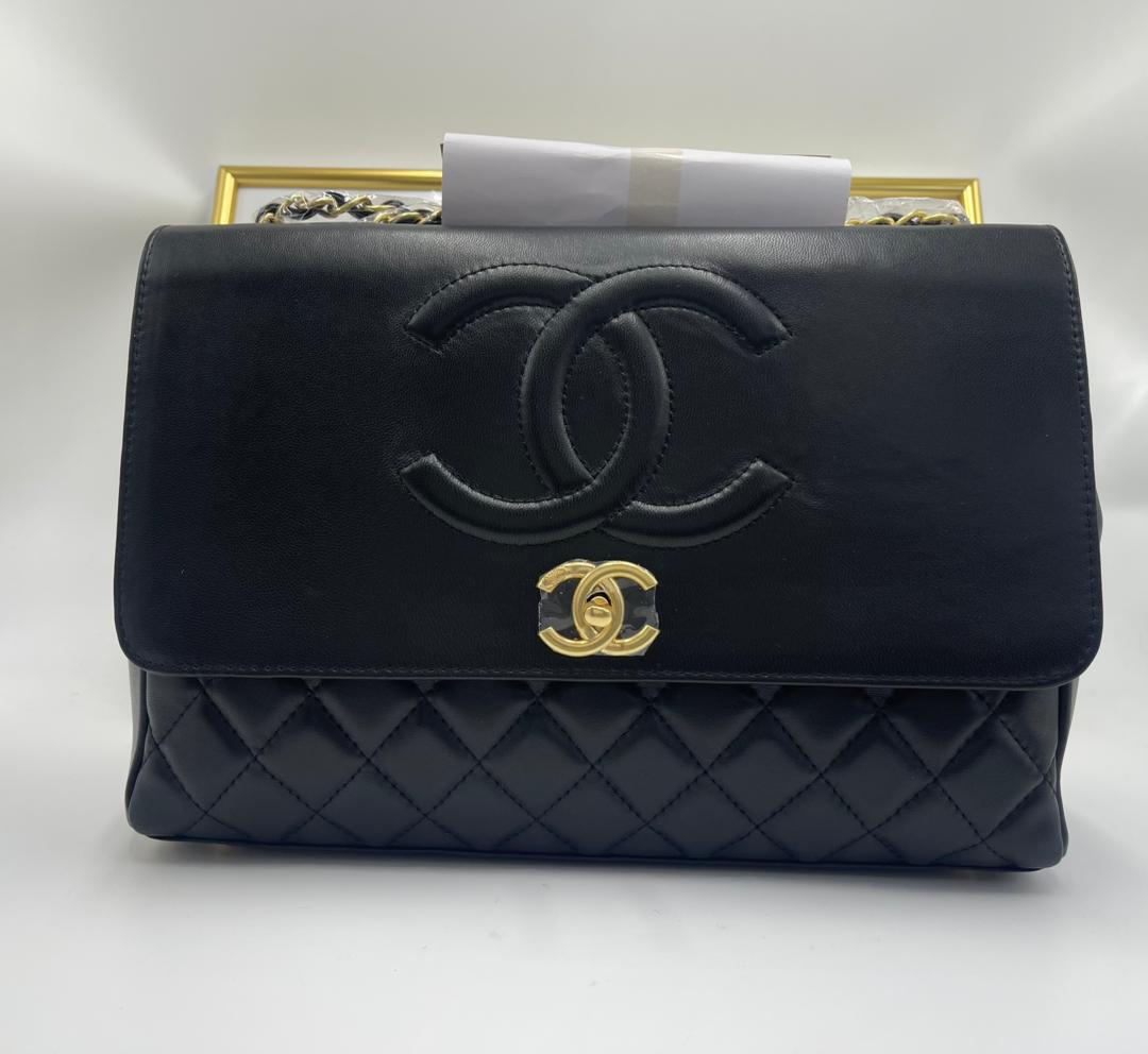 Chanel Timeless Cc Flap Maxi Black 31Cm