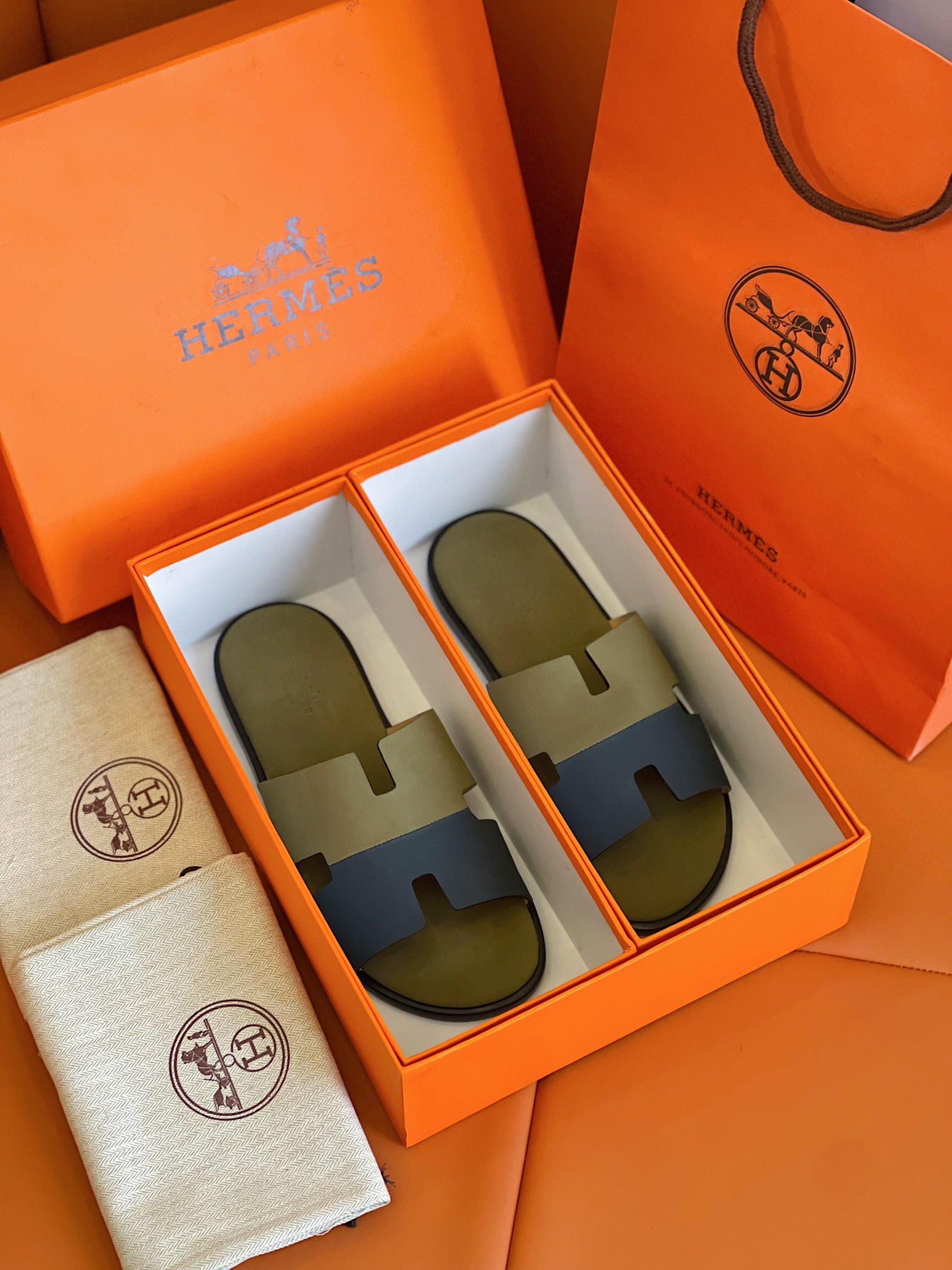 HERMES SANDAL IZMIR GREEN/PURPLE