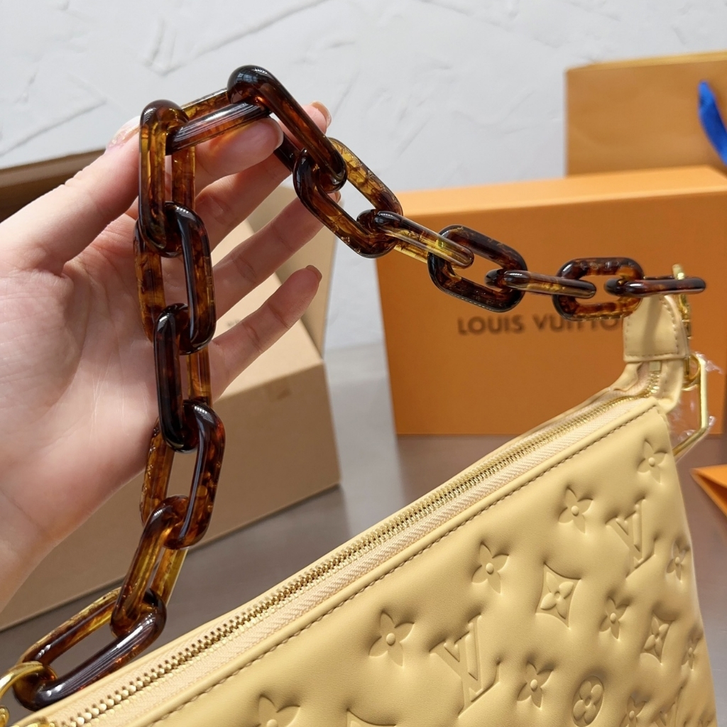 Louis Vuitton Coussin PM Bag Yellow 26cm M22335