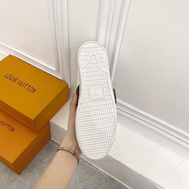 Louis Vuitton Frontrow Logo Monogram Strap White