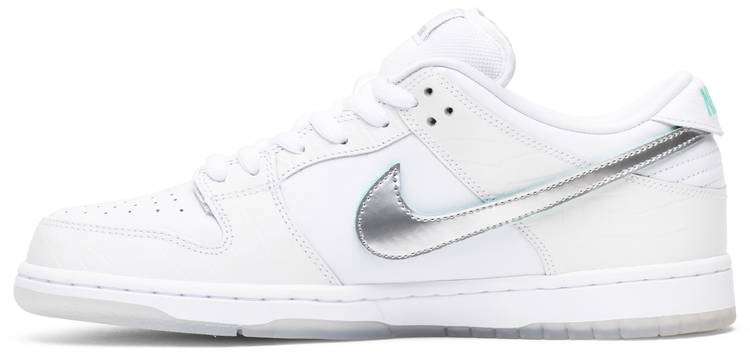 Diamond Supply Co. x Dunk Low Pro SB White Diamond BV1310-100