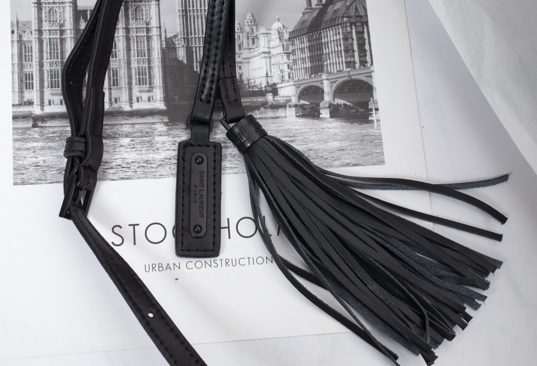 Saint Laurent Lou Camera Bag In Quilted Black Noir Leather 23Cm