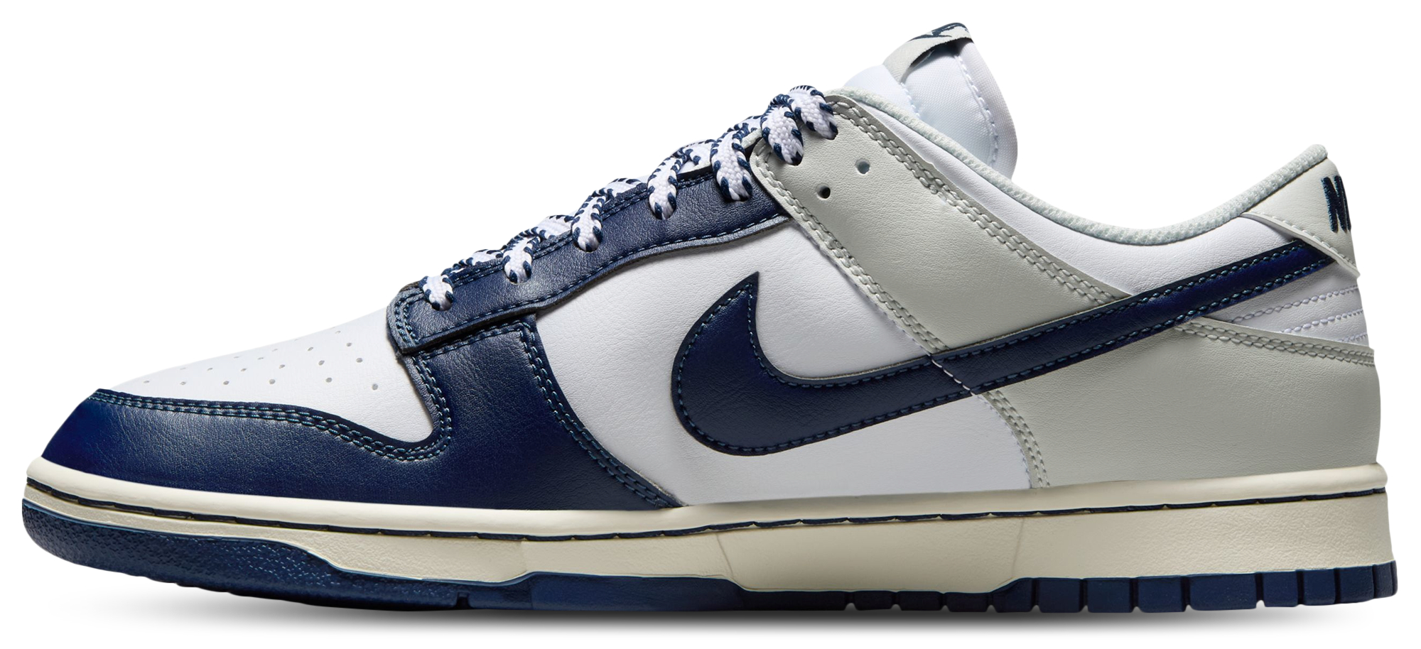 Nike Dunk Low Retro NA72