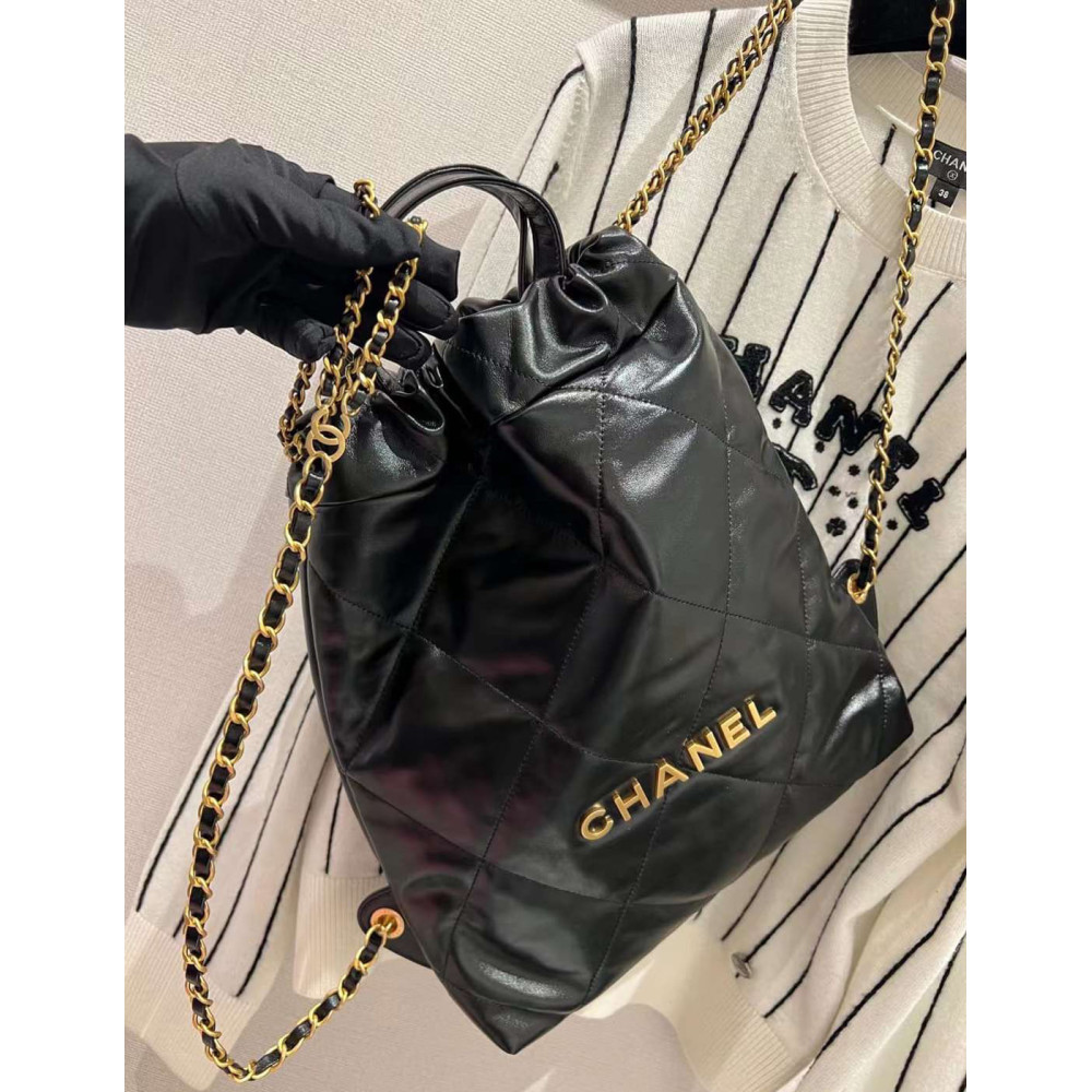 Chanel 22 Backpack in Black Shiny Calfskin 34cm
