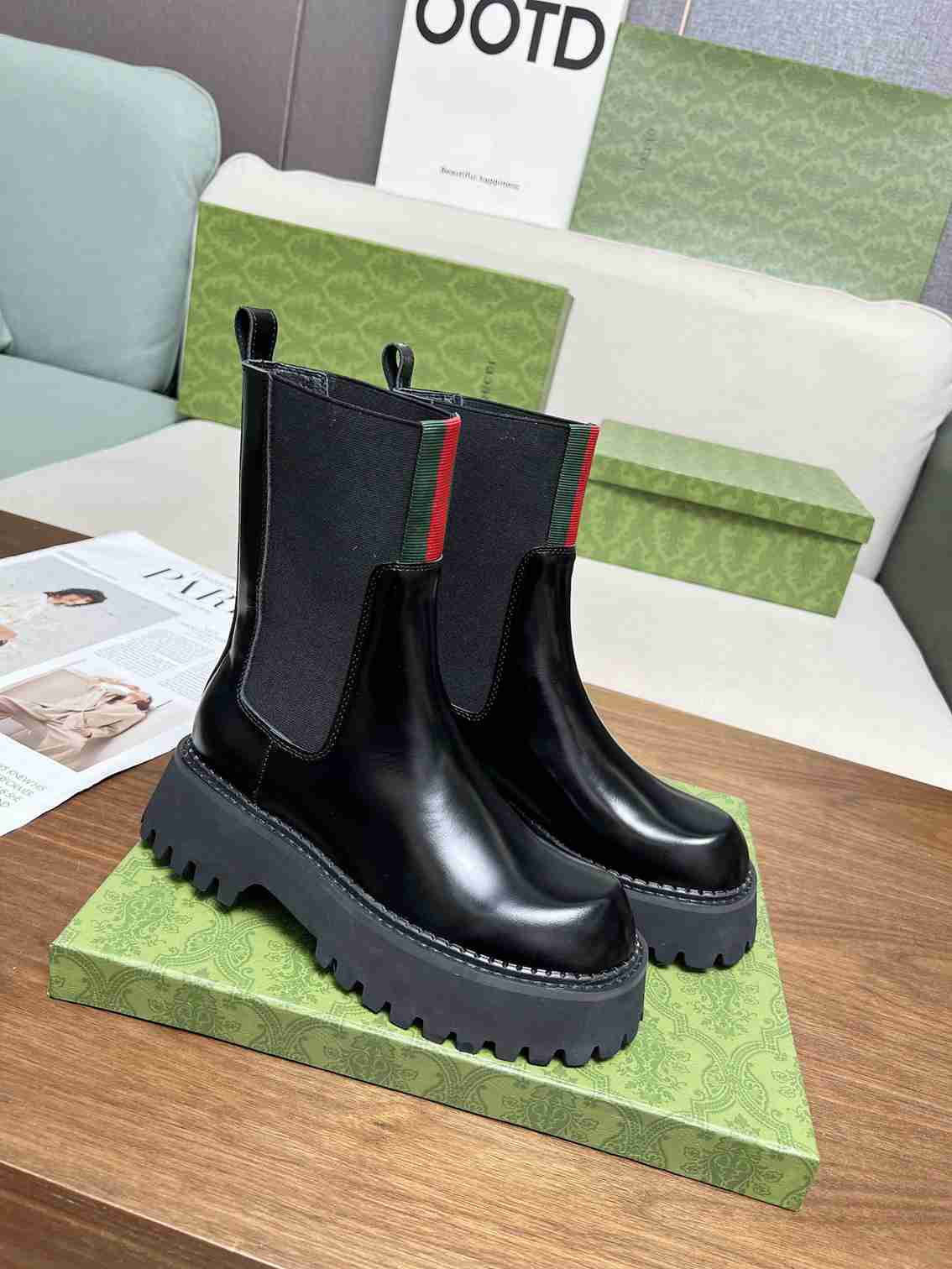 Gucci Women’s Boot With Web Anand Leather Black