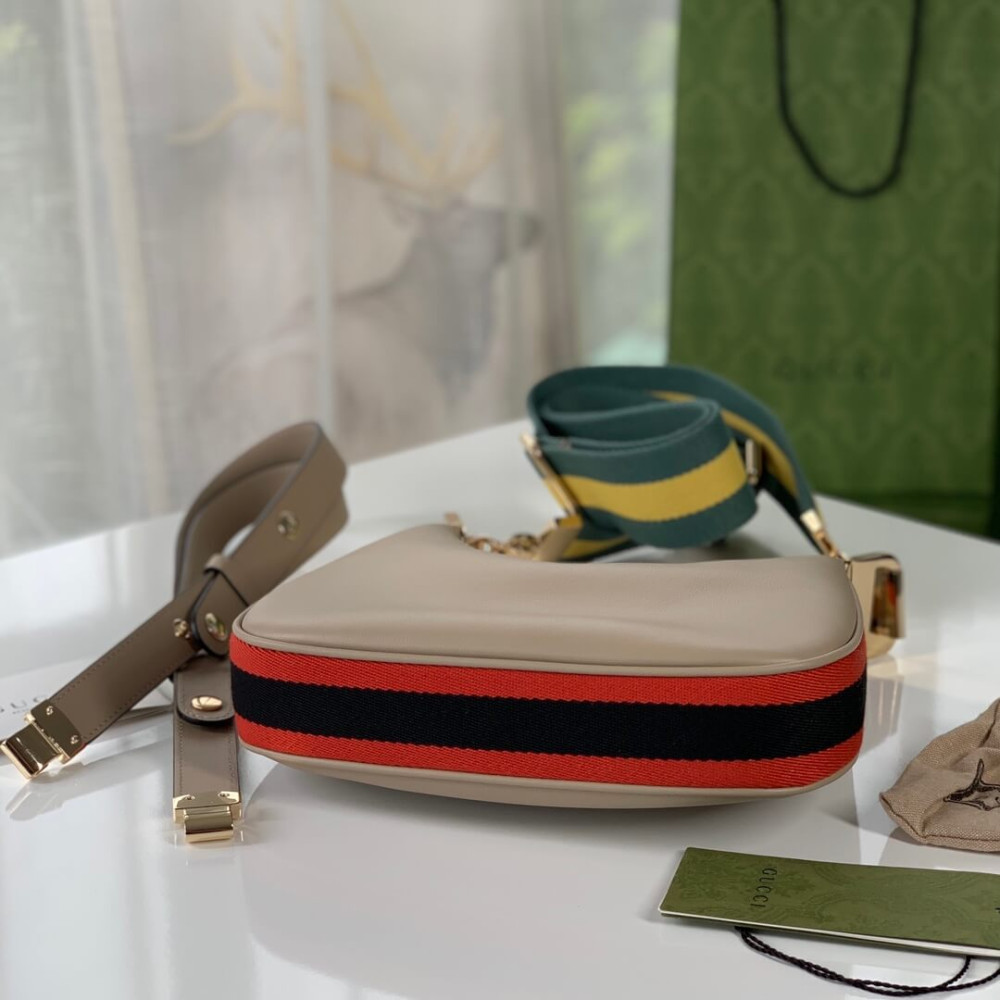 Gucci Oatmeal Leather Attache Small Shoulder Bag