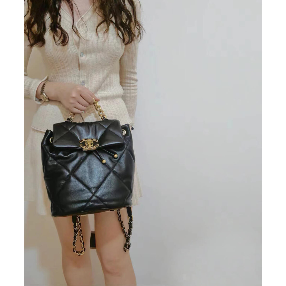 Chanel 19 Backpack Black Quilted Lambskin 26cm