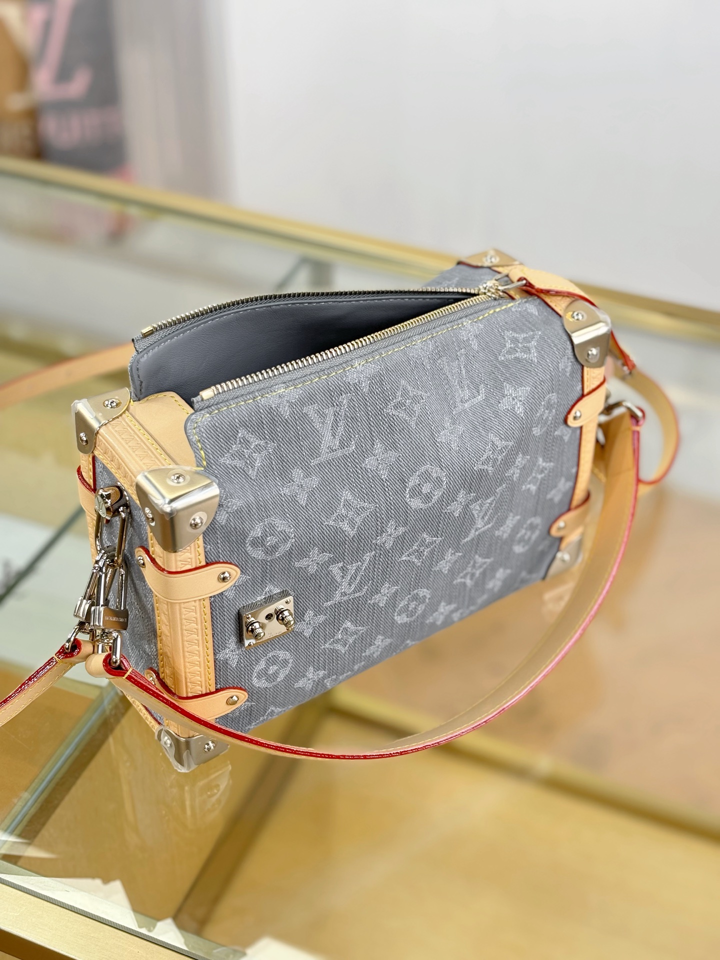 Louis Vuitton Grey Monogram Denim Side Trunk MM M13285 23.5cm/ 9.3in