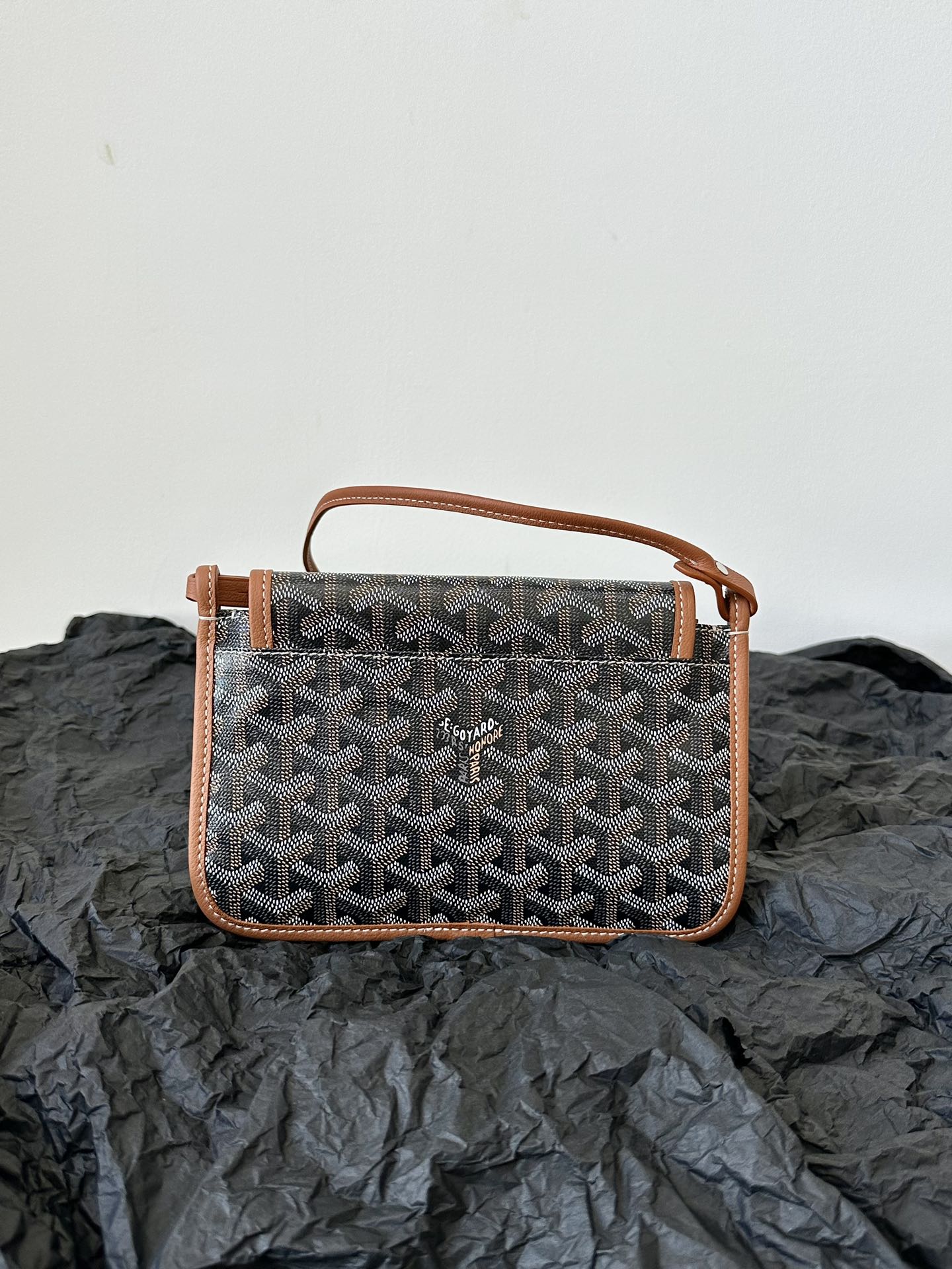 Goyard Plumet Pocket Wallet 20 Cm Black Goyardine Canvas And Tan Lambskin Trim