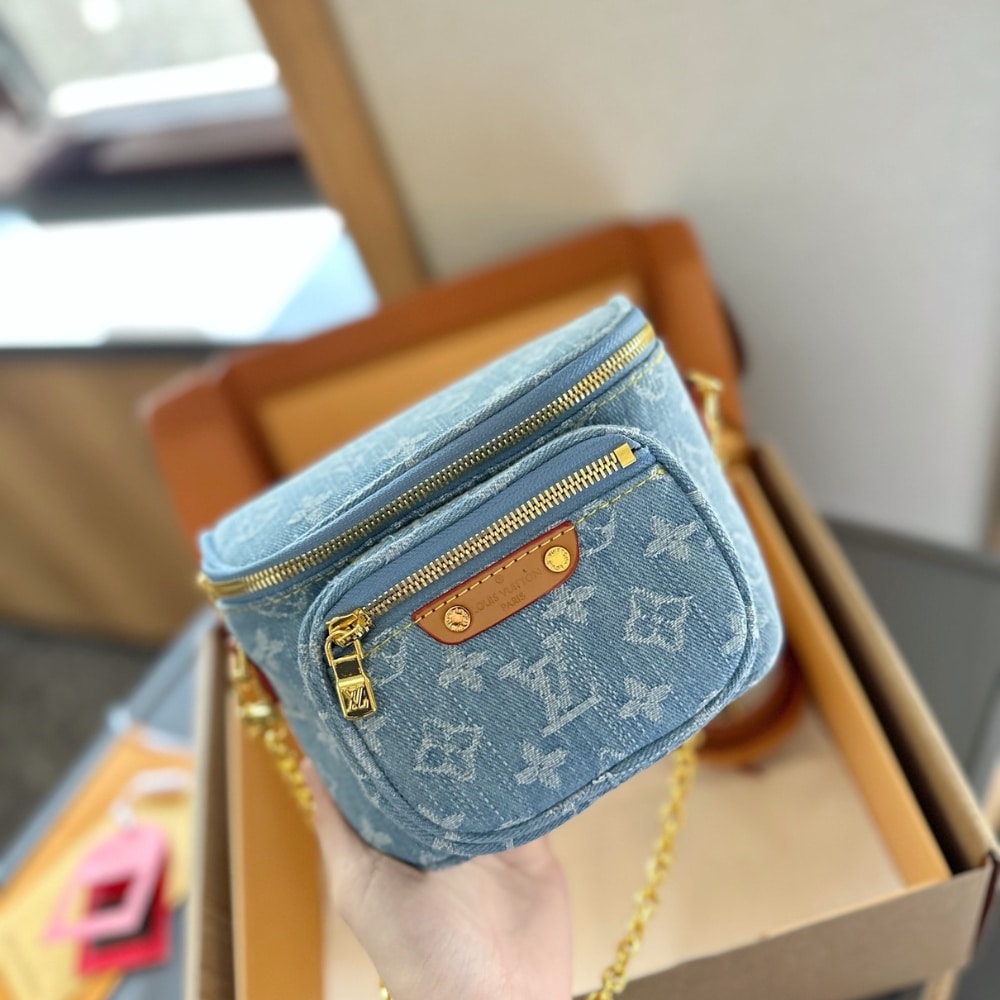 Louis Vuitton Mini Bumbag Monogram Canvas Sky Blue 17Cm M83353