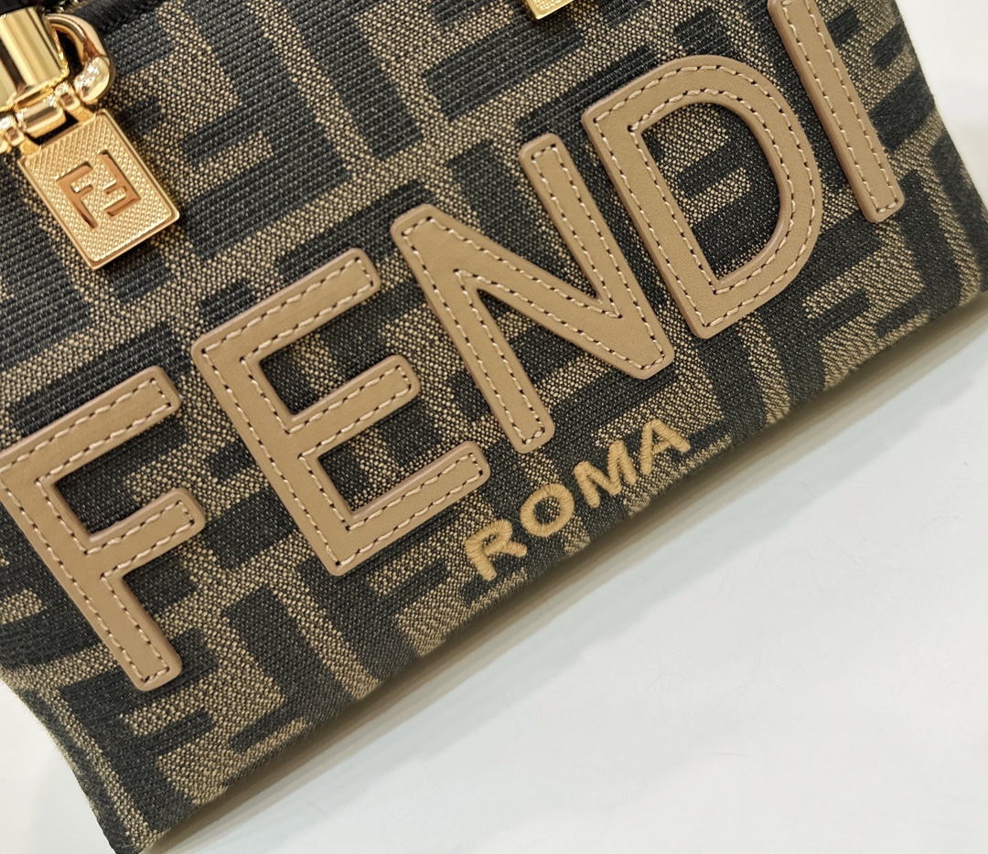 Fendi By The Way Leather Mini Bag18cm