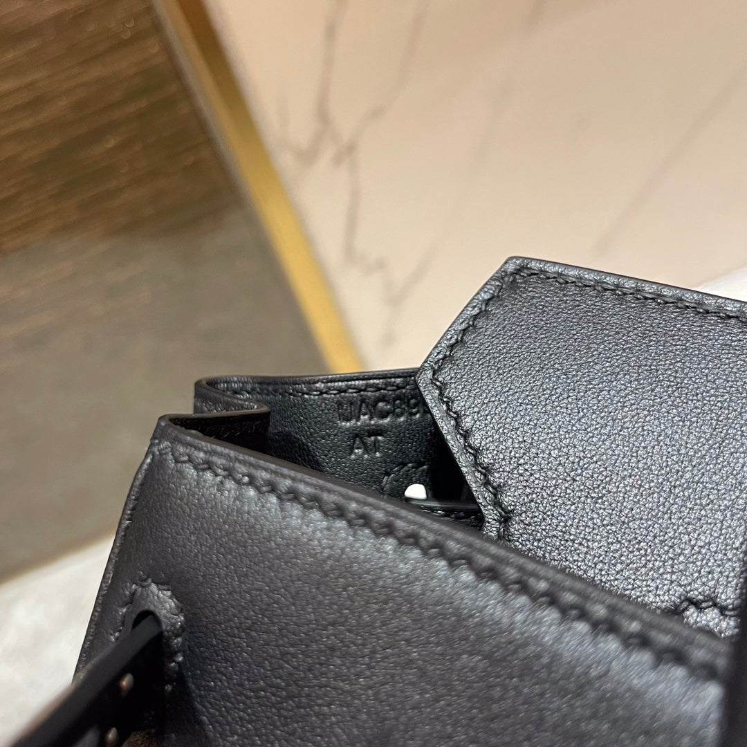 Hermes Birkin 25Cm Black Swift Leather Gold Hardware