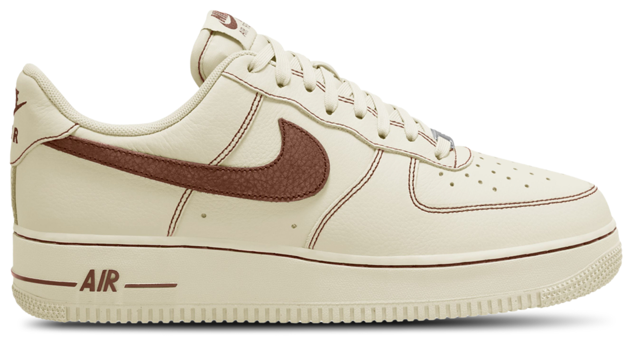 Nike Air Force 1 '07 LV8