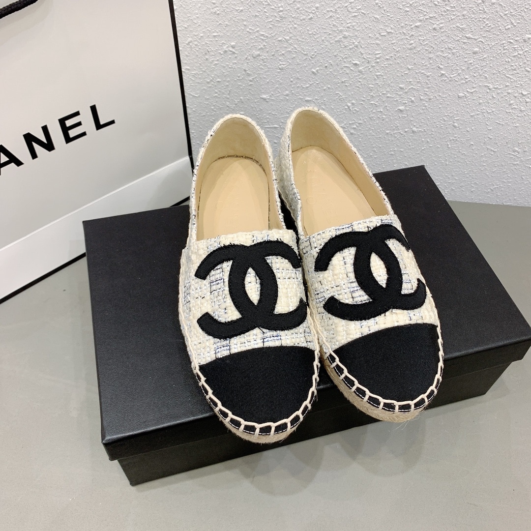 Chanel Tweed Cc Espadrilles Slip On White Blue Black